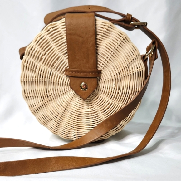 Marabelle Women's Straw Bag Round Rattan Leather Strap/Closure Boho - Picture 1 of 8